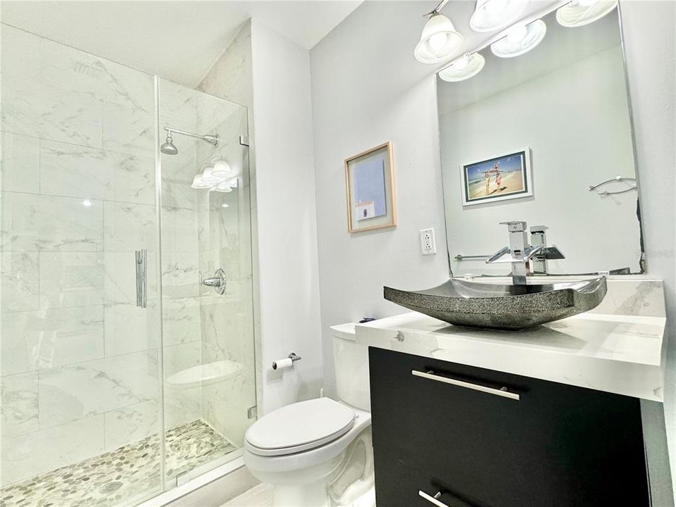 For Sale: $639,990 (2 beds, 2 baths, 1140 Square Feet)