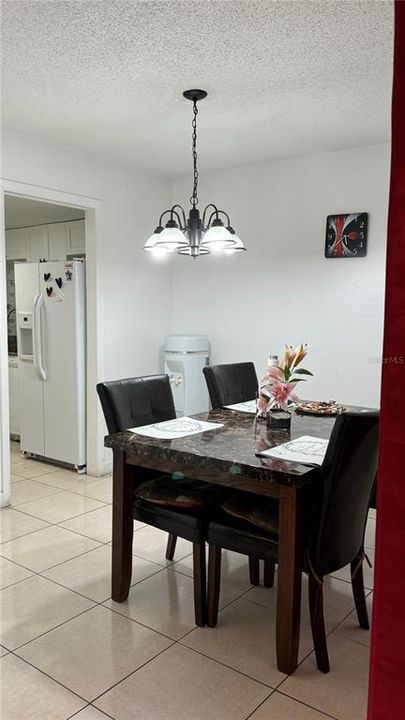 En Venta: $220,000 (3 camas, 2 baños, 1432 Pies cuadrados)