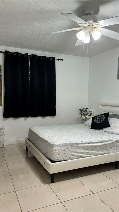 En Venta: $220,000 (3 camas, 2 baños, 1432 Pies cuadrados)