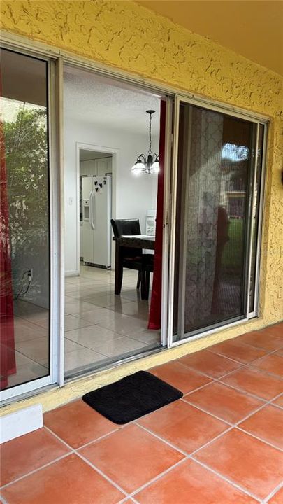 En Venta: $220,000 (3 camas, 2 baños, 1432 Pies cuadrados)