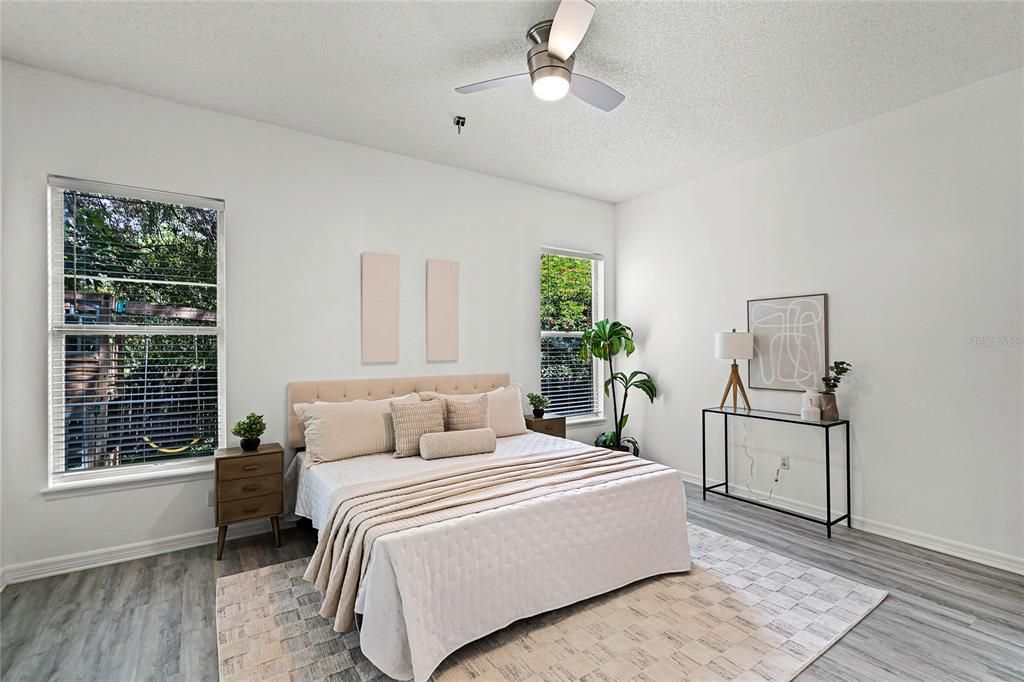 Active With Contract: $475,000 (3 beds, 2 baths, 1907 Square Feet)