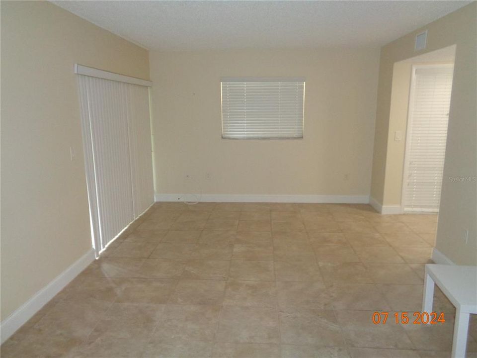 For Rent: $1,495 (2 beds, 2 baths, 897 Square Feet)