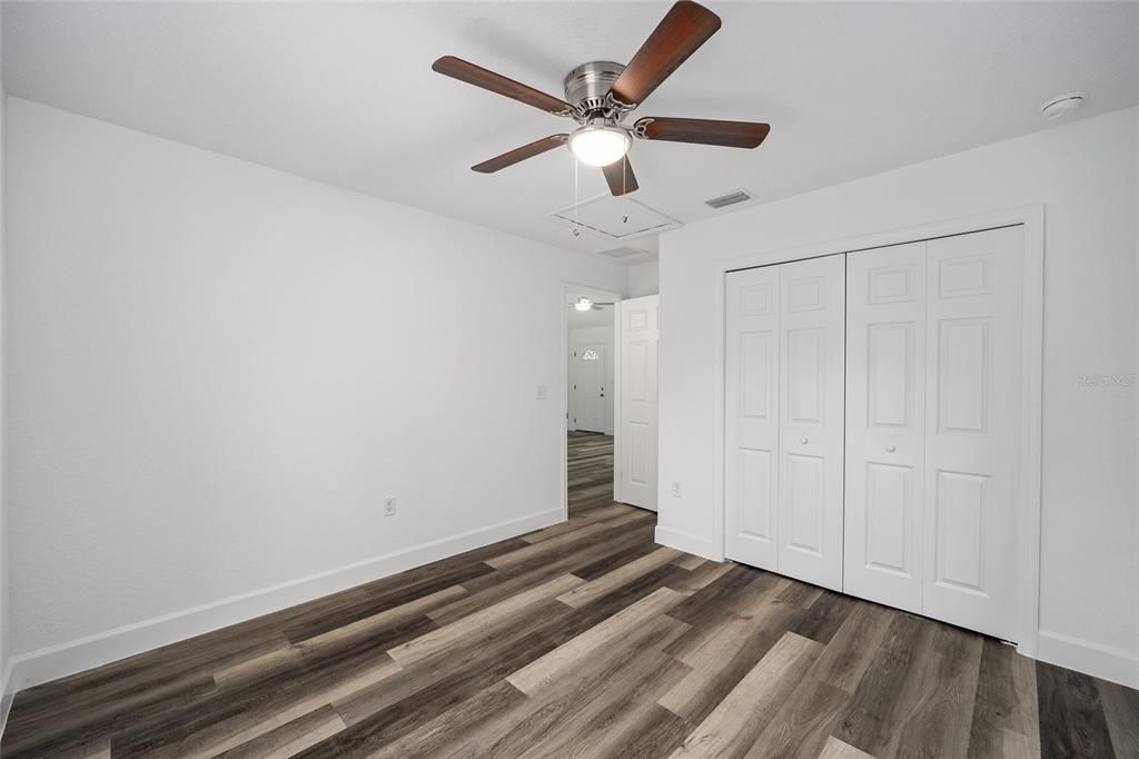 Active With Contract: $239,900 (3 beds, 2 baths, 1265 Square Feet)