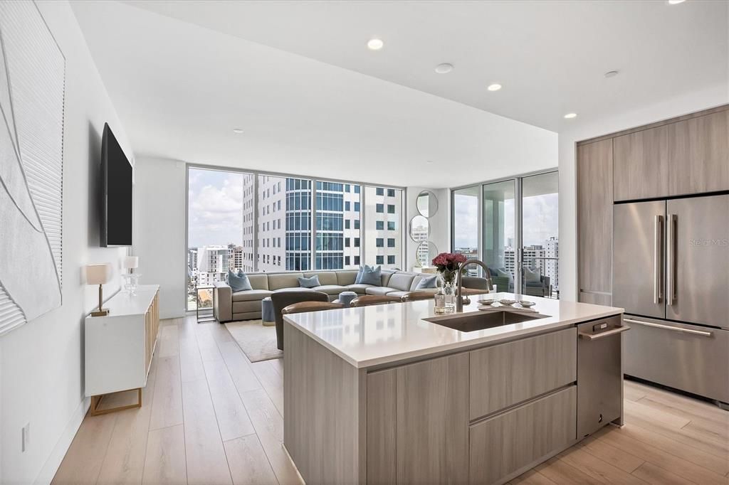 For Sale: $1,675,000 (2 beds, 2 baths, 1772 Square Feet)