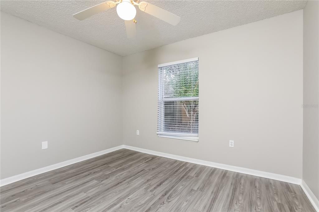 For Rent: $2,065 (3 beds, 2 baths, 1424 Square Feet)