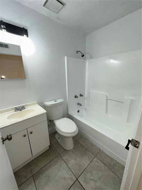 For Rent: $1,459 (3 beds, 1 baths, 909 Square Feet)