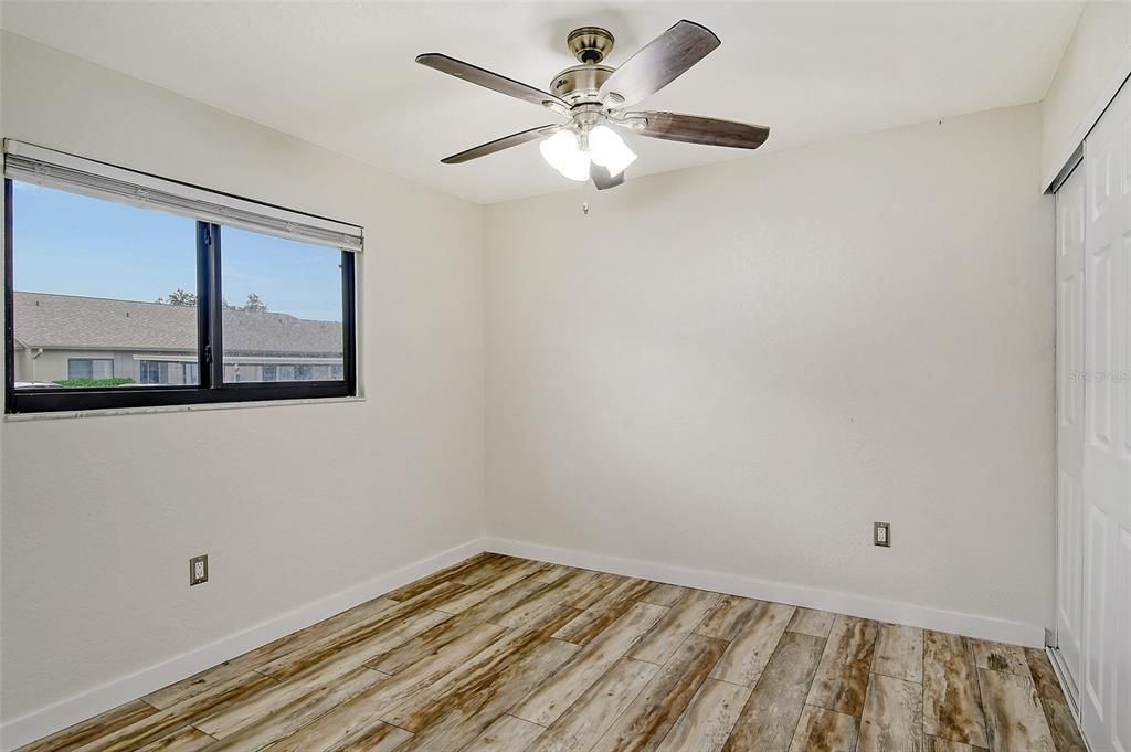 For Sale: $224,900 (2 beds, 2 baths, 1160 Square Feet)