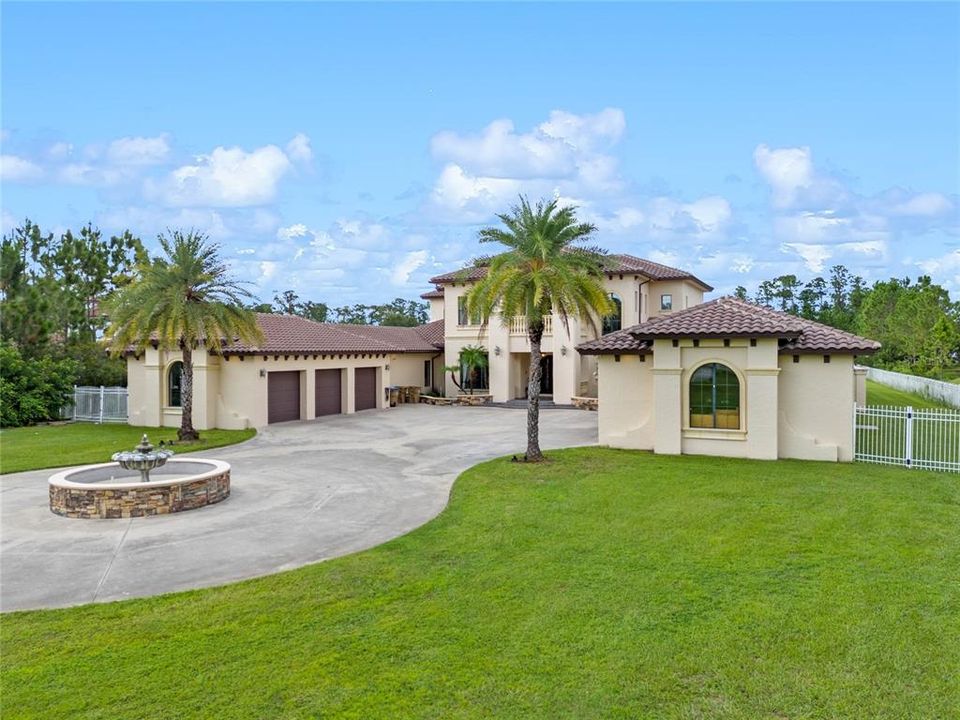 For Sale: $4,750,000 (8 beds, 7 baths, 10179 Square Feet)