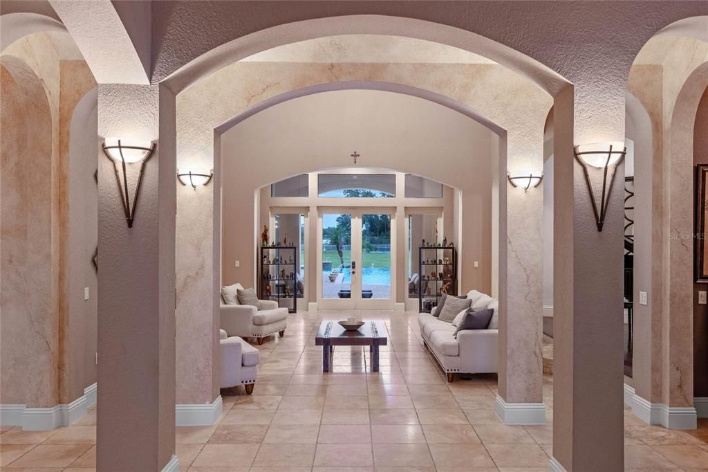 For Sale: $4,750,000 (8 beds, 7 baths, 10179 Square Feet)