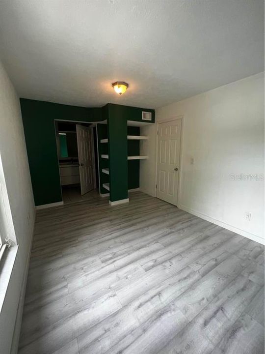 For Rent: $2,100 (3 beds, 2 baths, 1179 Square Feet)