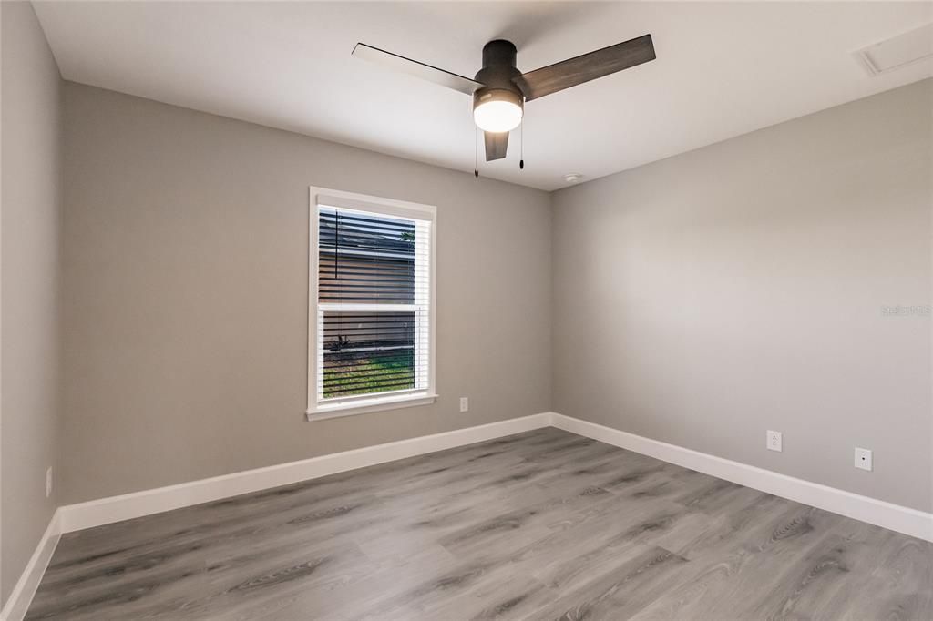 Active With Contract: $399,000 (4 beds, 2 baths, 1809 Square Feet)