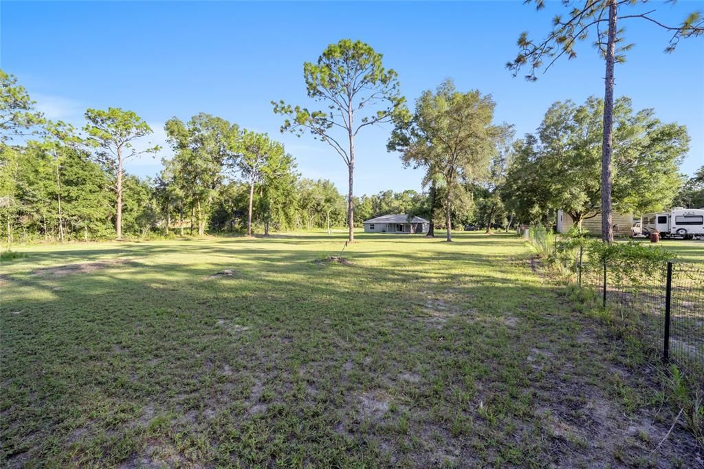 Active With Contract: $299,750 (3 beds, 2 baths, 1399 Square Feet)