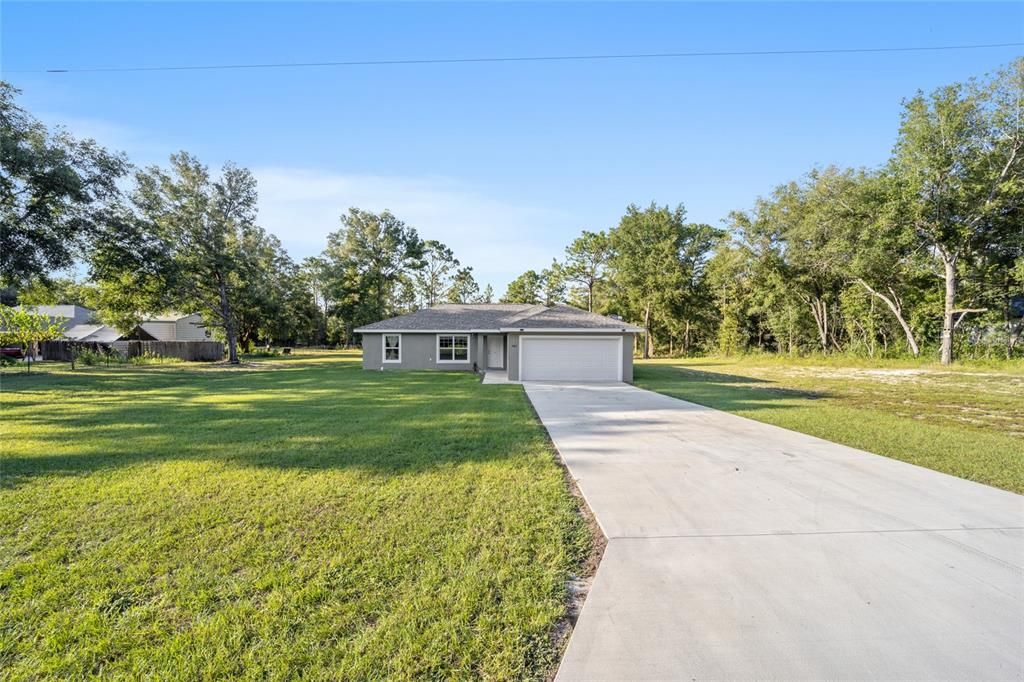 Active With Contract: $299,750 (3 beds, 2 baths, 1399 Square Feet)