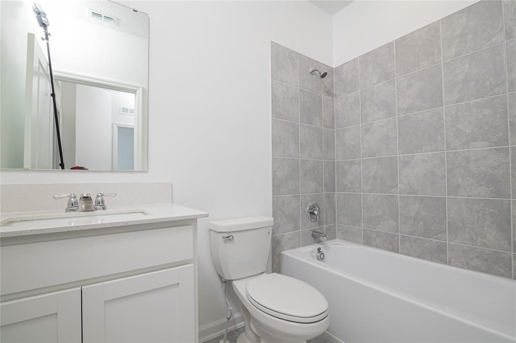 Active With Contract: $2,000 (3 beds, 2 baths, 1834 Square Feet)