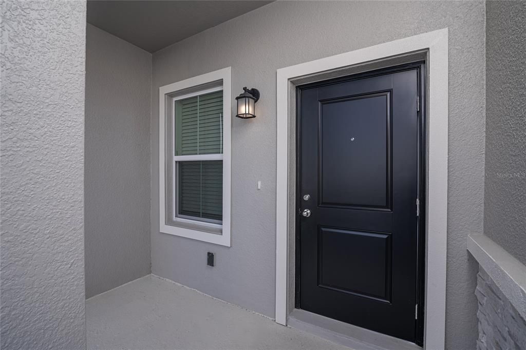 Active With Contract: $2,000 (3 beds, 2 baths, 1834 Square Feet)