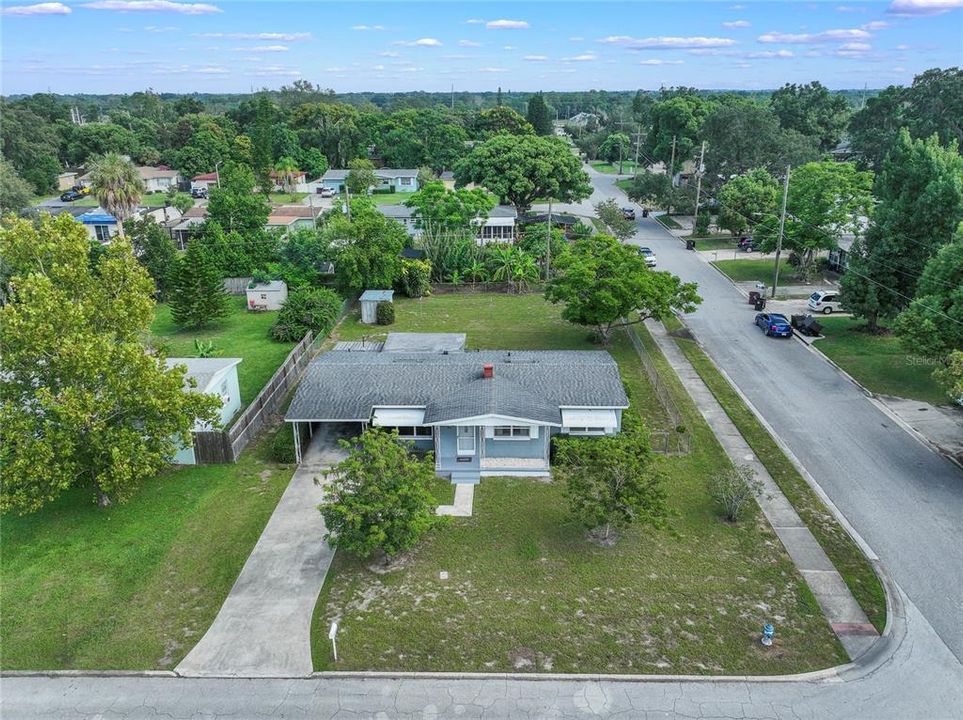 Active With Contract: $345,000 (3 beds, 2 baths, 1244 Square Feet)