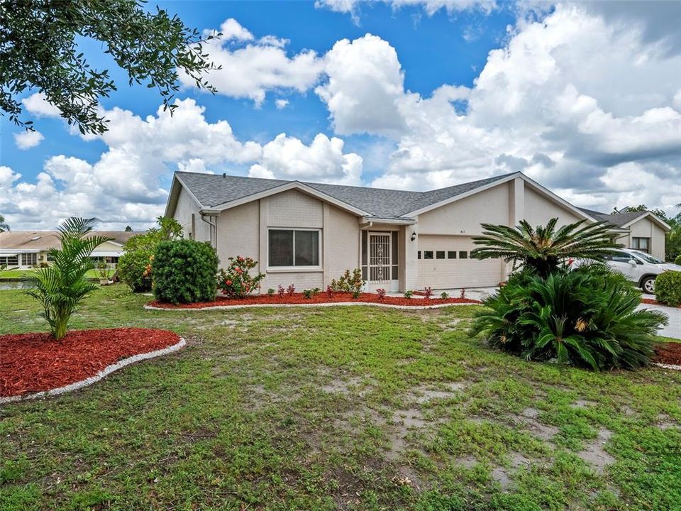 Recently Sold: $249,999 (2 beds, 2 baths, 1300 Square Feet)