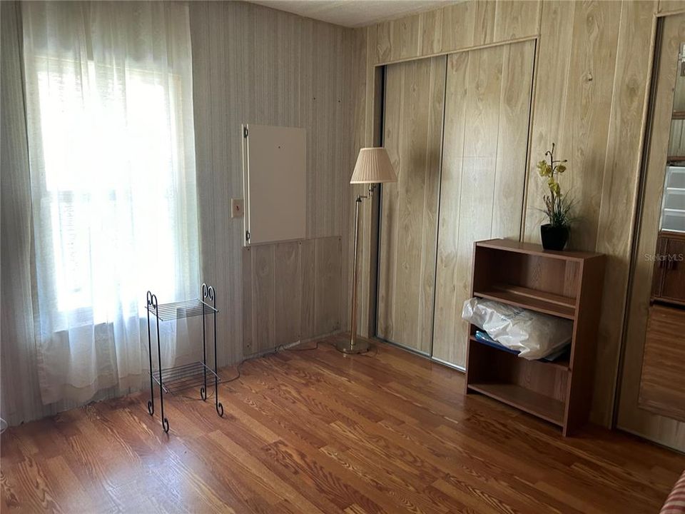 2nd Bedroom