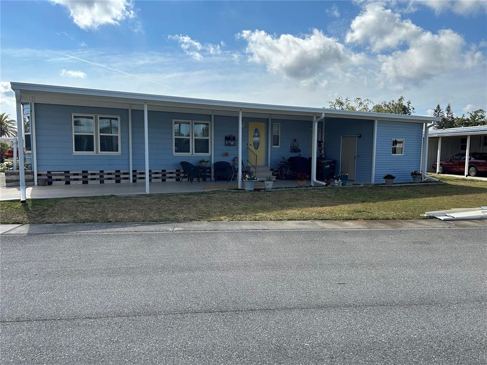 Side carport