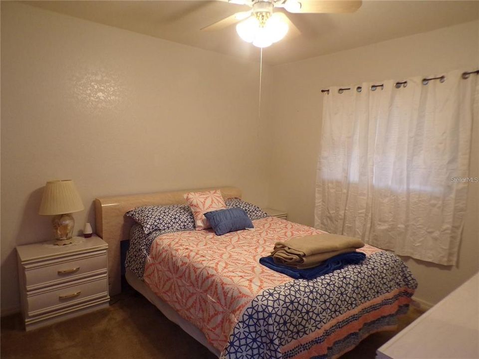 For Rent: $1,950 (3 beds, 2 baths, 1558 Square Feet)