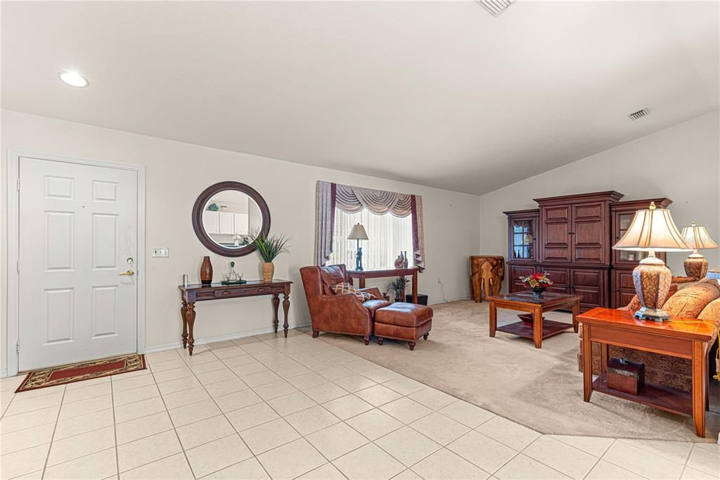 For Sale: $259,000 (2 beds, 2 baths, 1866 Square Feet)