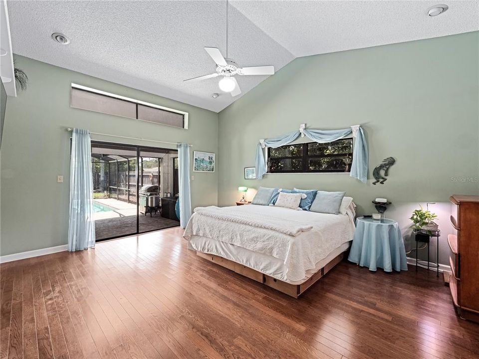 Active With Contract: $575,000 (4 beds, 2 baths, 2138 Square Feet)