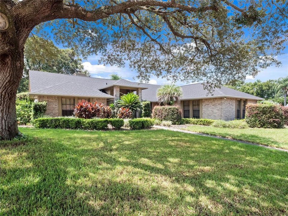 Active With Contract: $575,000 (4 beds, 2 baths, 2138 Square Feet)