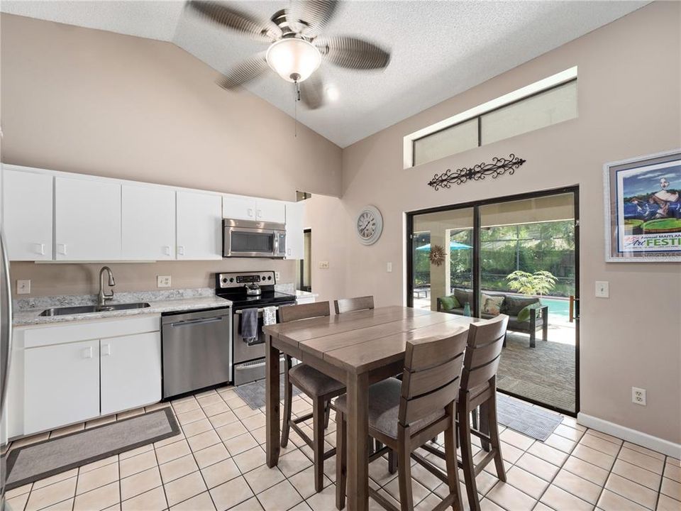 Active With Contract: $575,000 (4 beds, 2 baths, 2138 Square Feet)