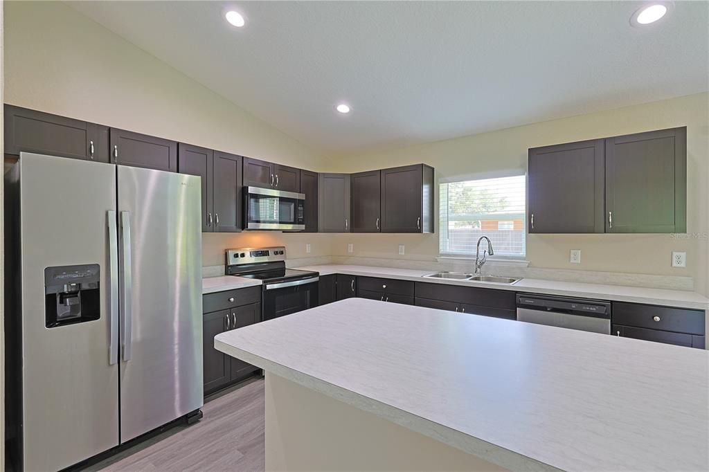 Active With Contract: $249,000 (3 beds, 2 baths, 1397 Square Feet)