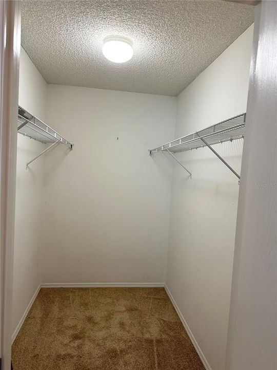 For Sale: $219,900 (1 beds, 1 baths, 875 Square Feet)