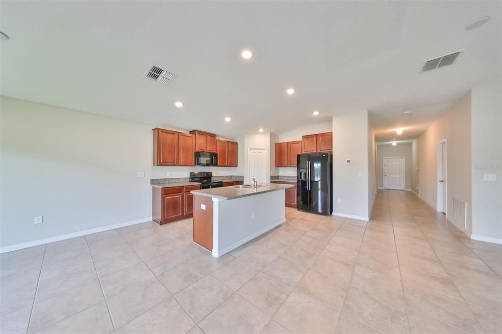 For Sale: $369,990 (4 beds, 2 baths, 1918 Square Feet)