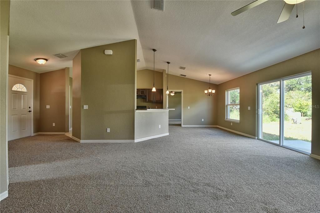 Active With Contract: $289,900 (4 beds, 2 baths, 1747 Square Feet)