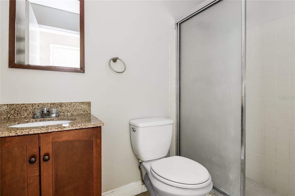 For Rent: $2,020 (3 beds, 2 baths, 1147 Square Feet)