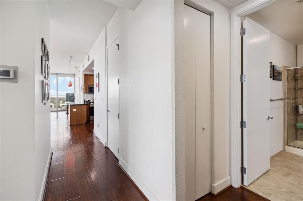 For Sale: $639,000 (2 beds, 2 baths, 1442 Square Feet)