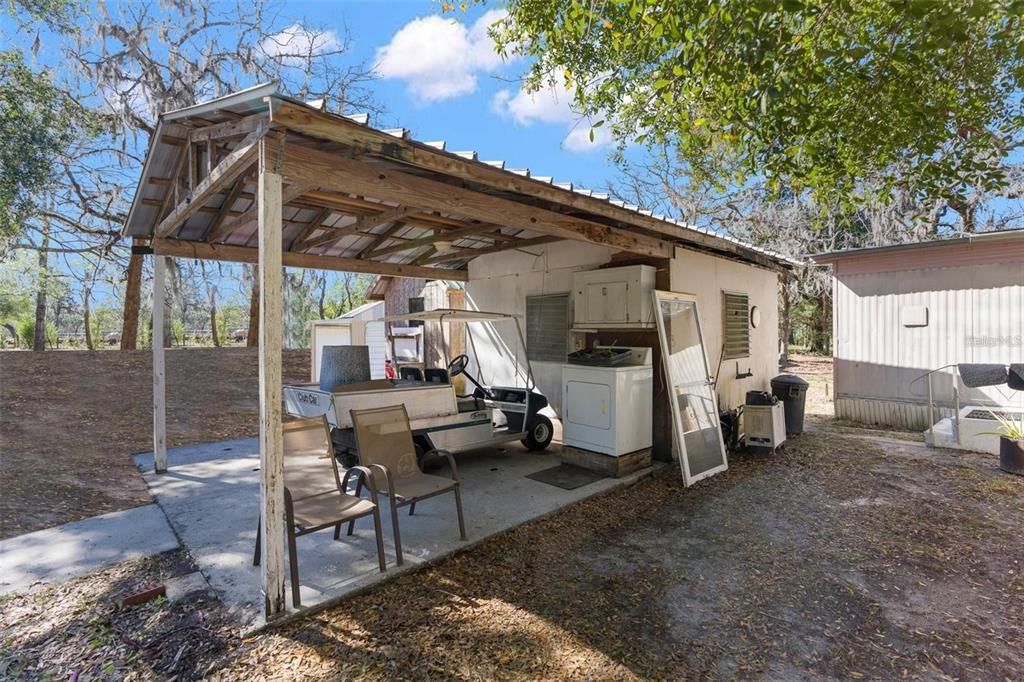 shed with carport