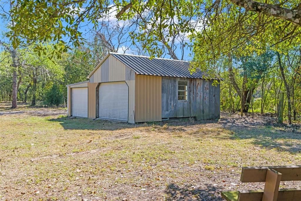 3 car garage/workshop