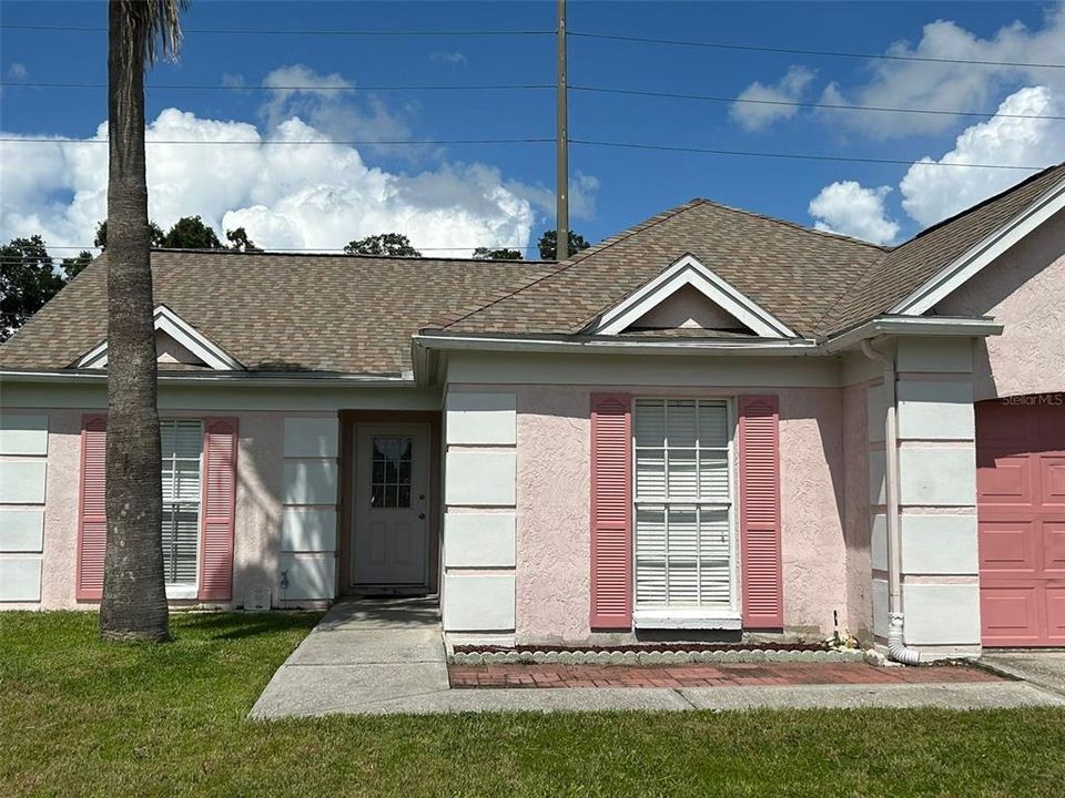 For Sale: $345,000 (3 beds, 2 baths, 1244 Square Feet)