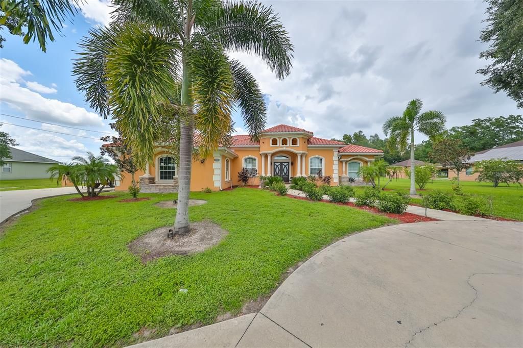 Active With Contract: $780,000 (4 beds, 3 baths, 3420 Square Feet)