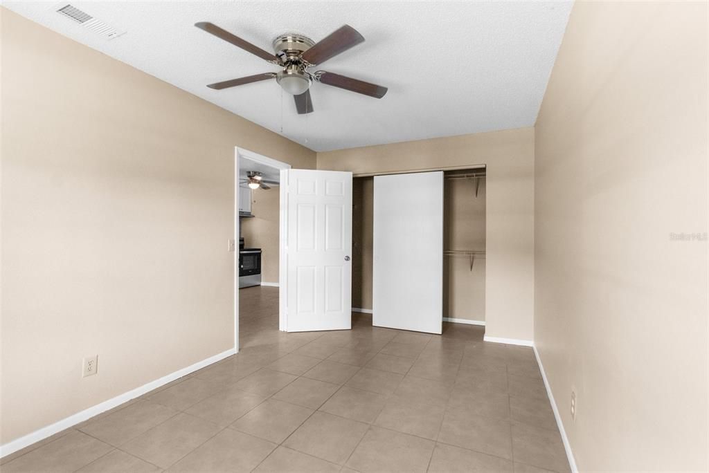 For Sale: $209,000 (3 beds, 1 baths, 912 Square Feet)