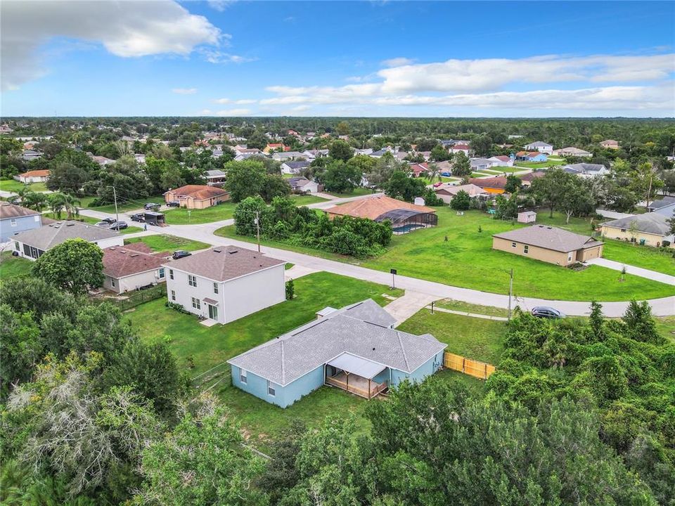 Active With Contract: $350,000 (4 beds, 2 baths, 1700 Square Feet)