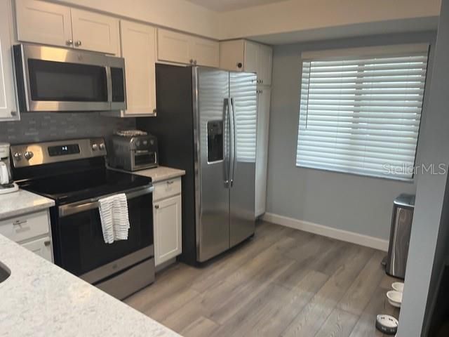 For Rent: $3,300 (2 beds, 2 baths, 983 Square Feet)