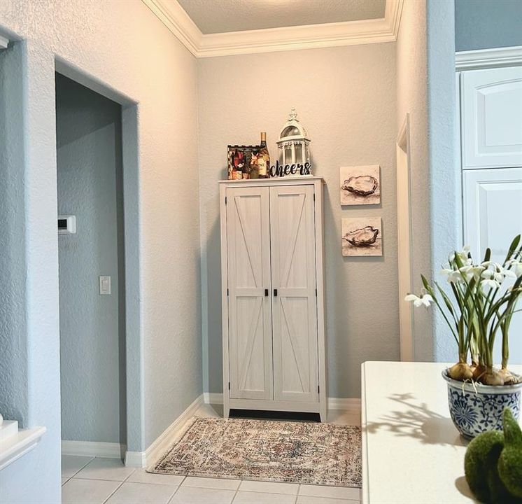 Guest bath with jetted tub