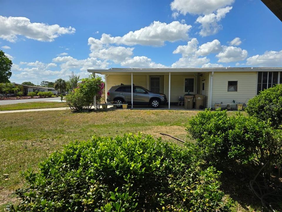 Active With Contract: $159,000 (2 beds, 2 baths, 1430 Square Feet)