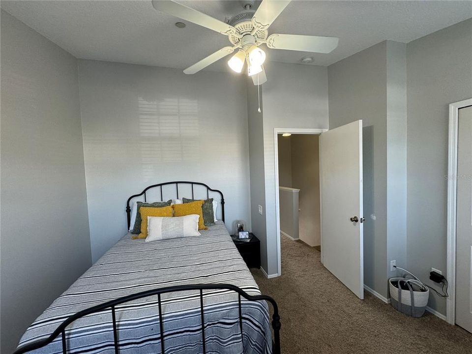 Active With Contract: $2,200 (2 beds, 1 baths, 1105 Square Feet)