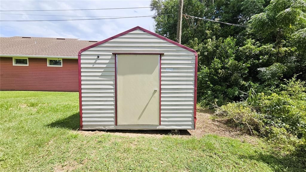 For Sale: $439,000 (3 beds, 2 baths, 1656 Square Feet)