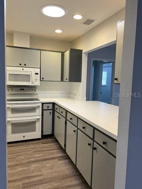 For Rent: $1,900 (2 beds, 2 baths, 1516 Square Feet)