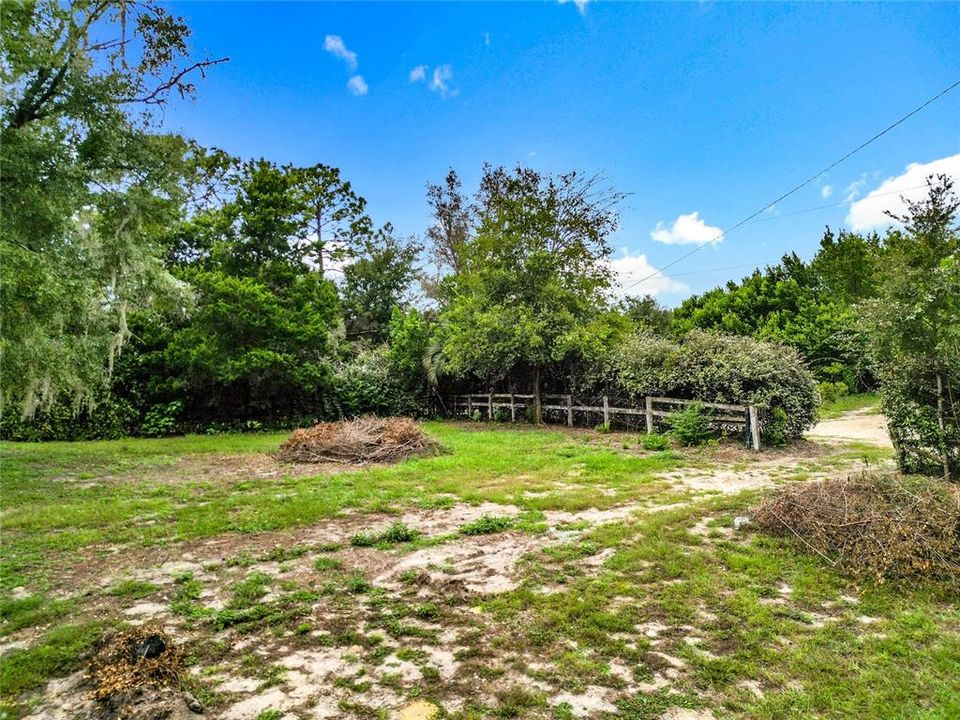 For Sale: $119,500 (4 beds, 3 baths, 2416 Square Feet)