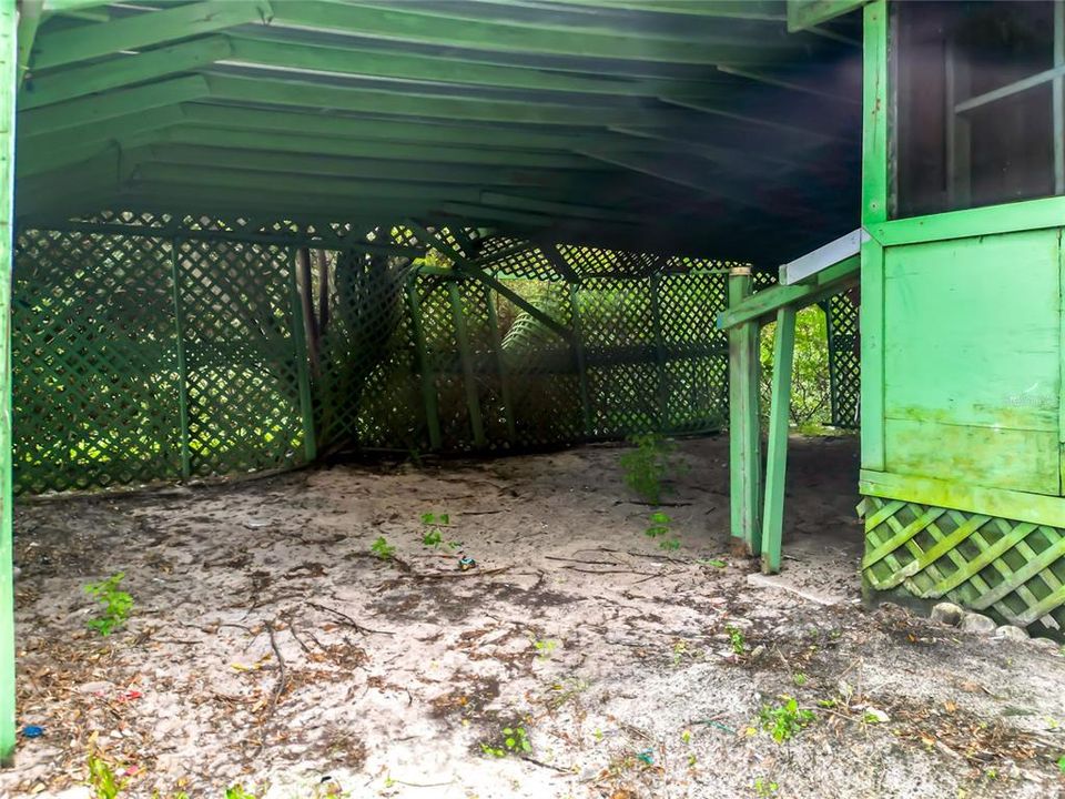 For Sale: $119,500 (4 beds, 3 baths, 2416 Square Feet)