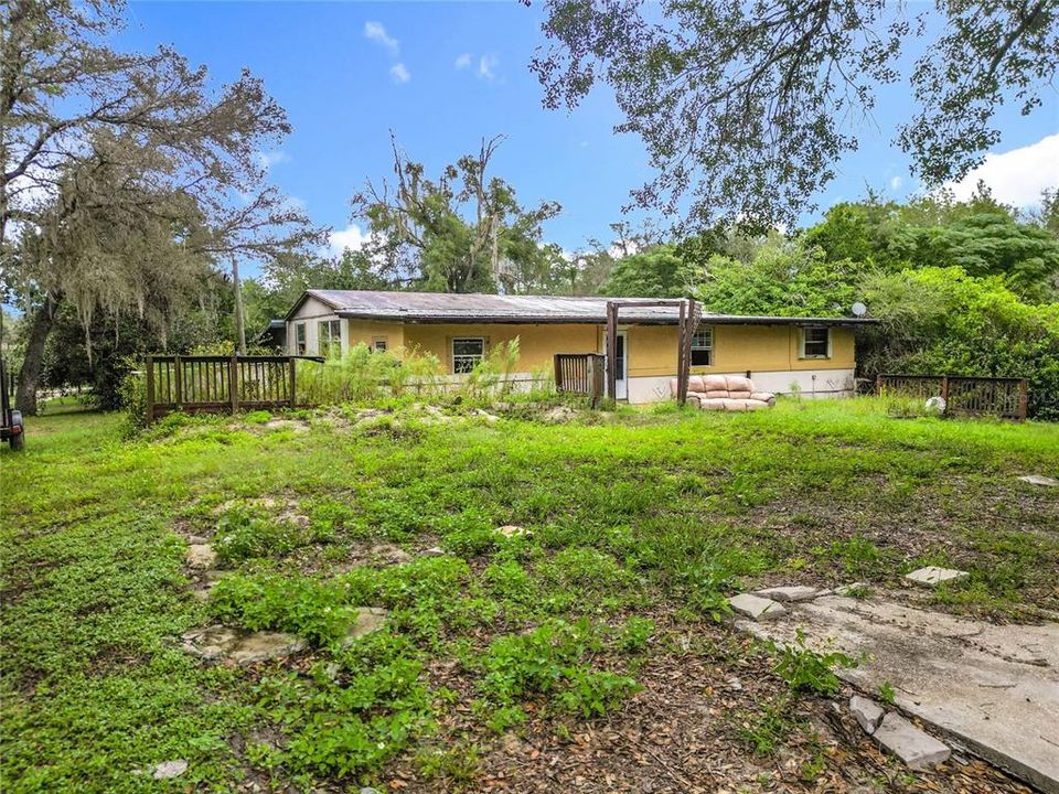 For Sale: $119,500 (4 beds, 3 baths, 2416 Square Feet)