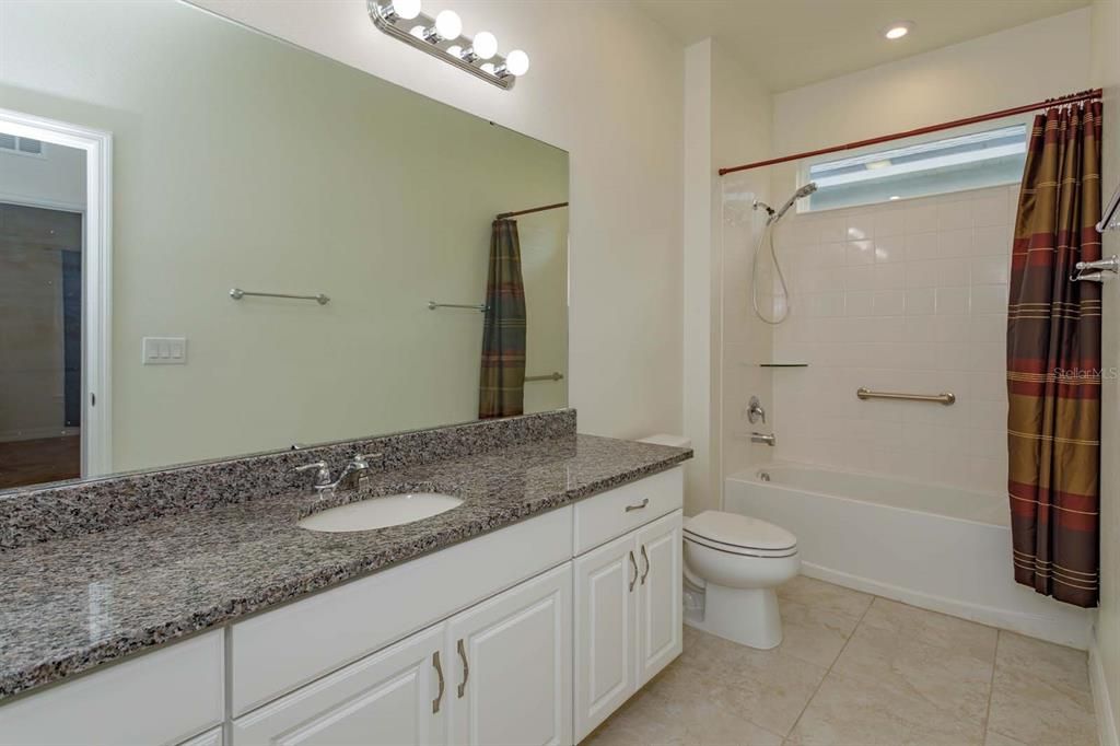 For Sale: $479,911 (2 beds, 2 baths, 1852 Square Feet)